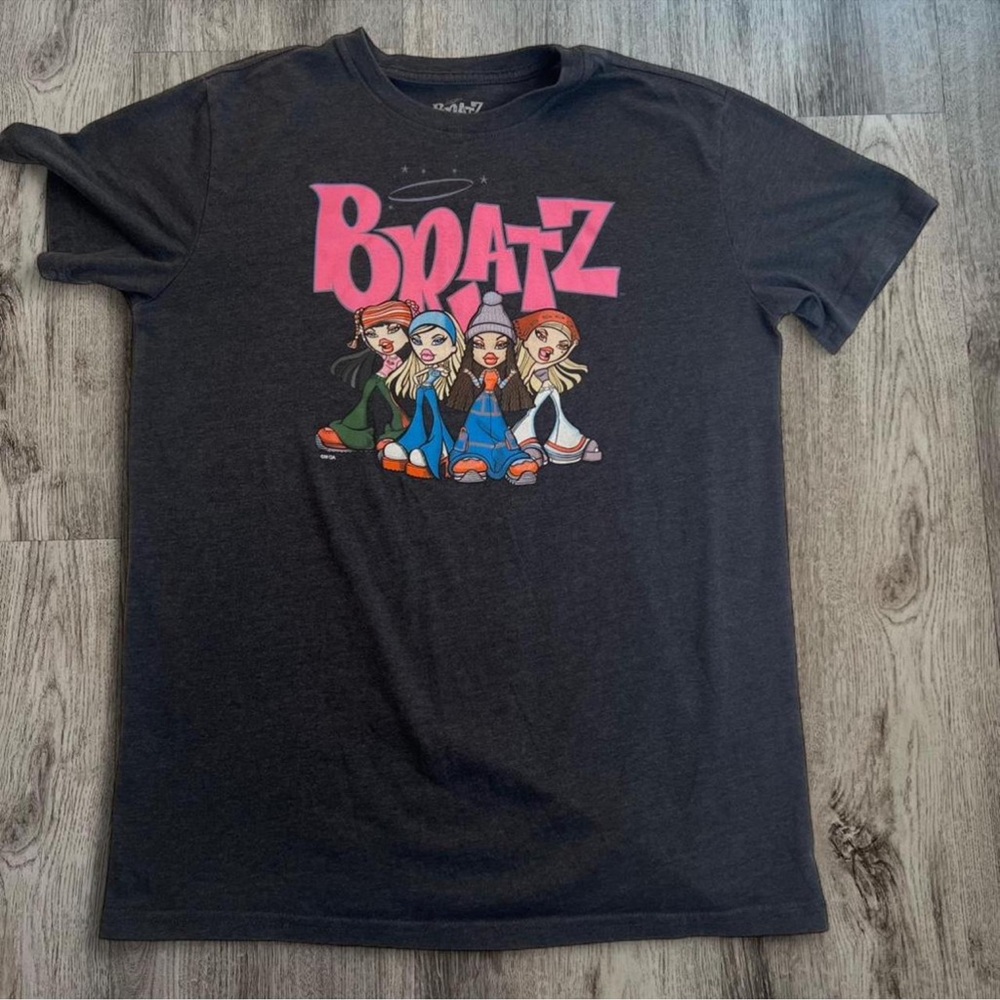 Bratz Graphic T-Shirt Y2K‎ 2000s Cartoon Tee Pink Logo Size L